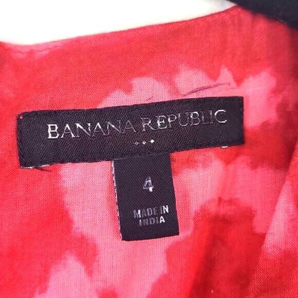Banana Republic Women's Wrap Red and Pink Dress. Size 4 - Picture 9 of 11